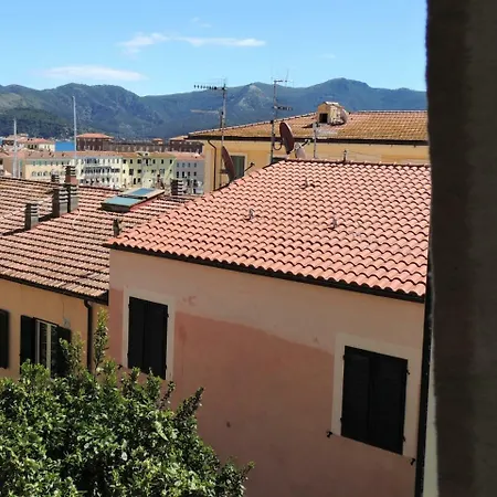 Cosmopoli Apartament *